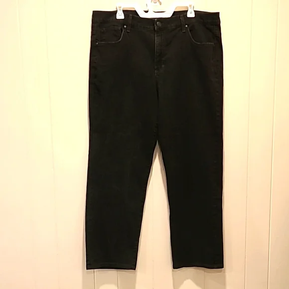 SALE!! Bandolino Jeans - Picture 1 of 11
